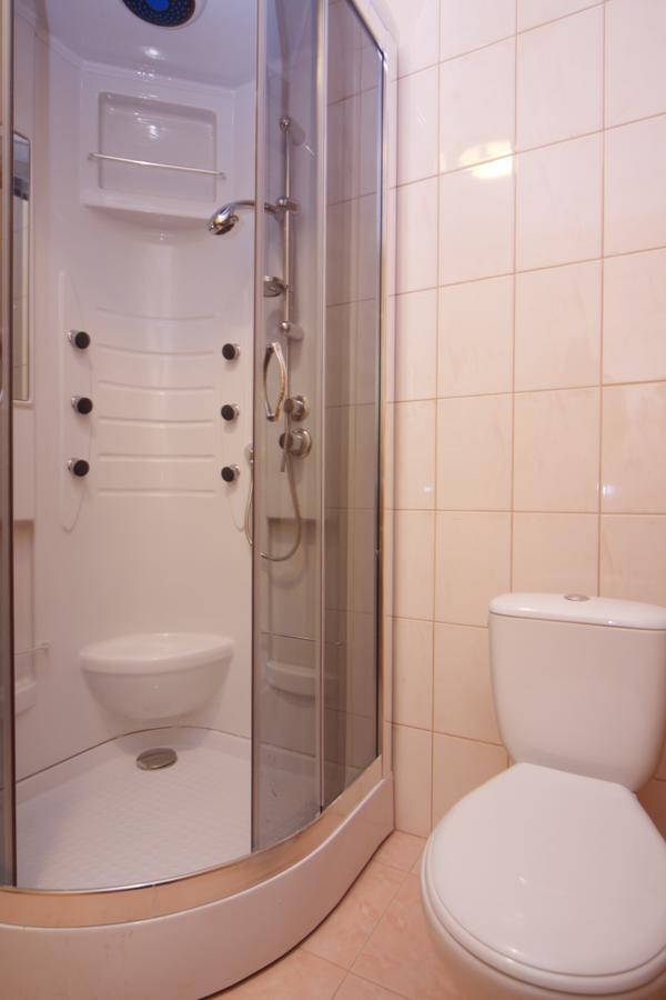 Lev Hotel Tukhlya Bagian luar foto